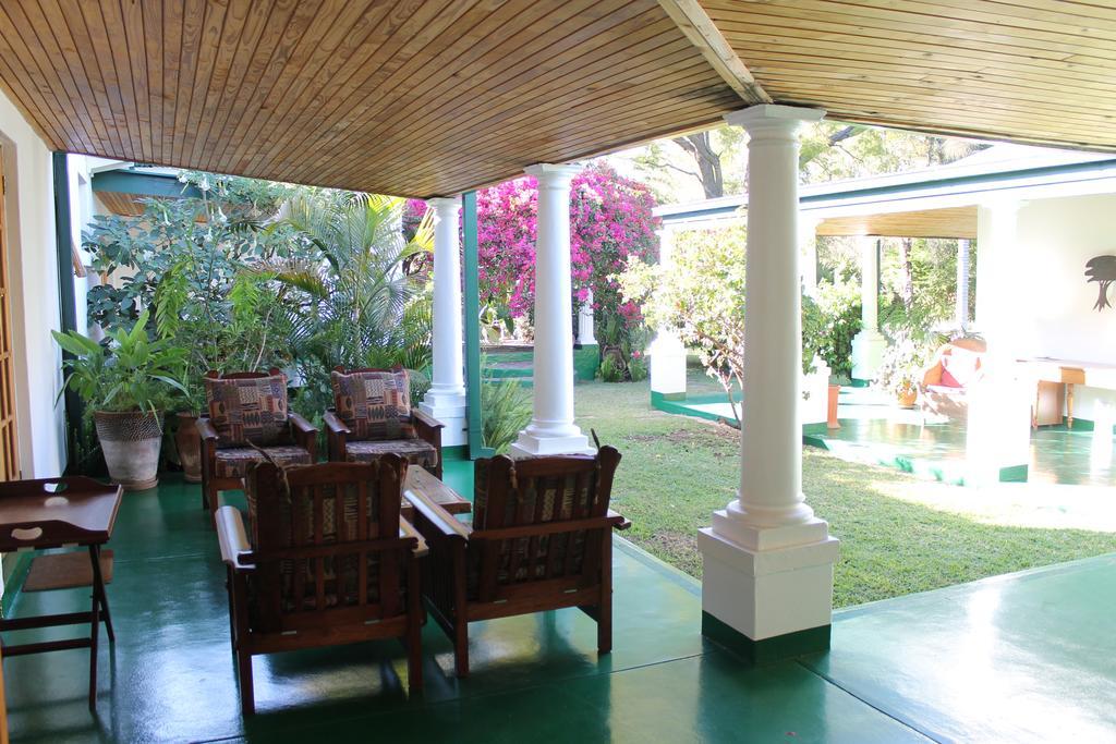 York Lodge Harare Exteriör bild